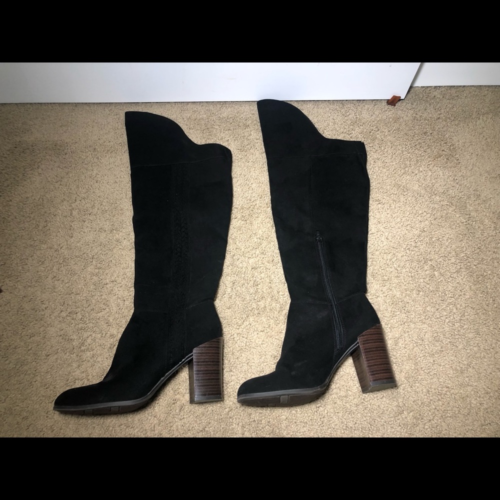 Knee high healed boots